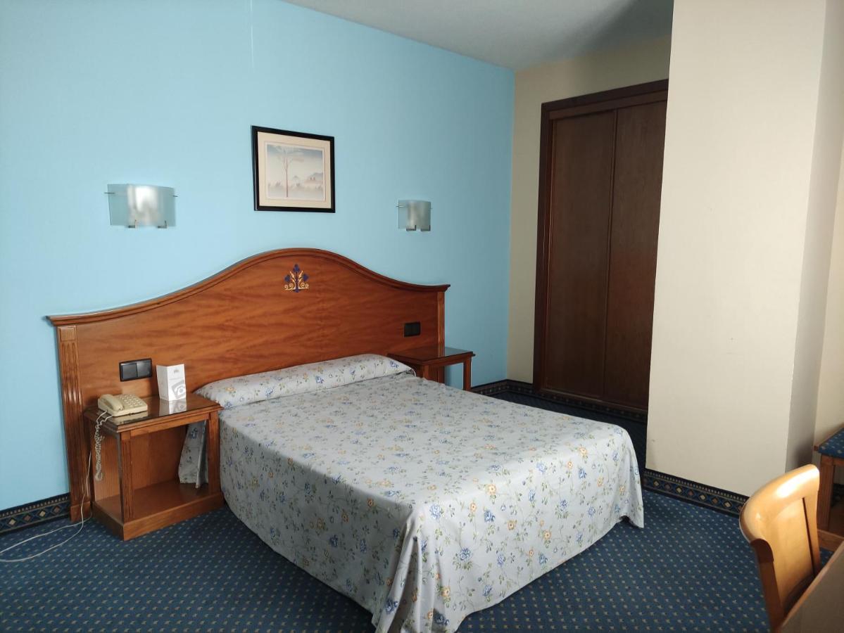 Hotel Ebora By Vivere Stays Talavera de la Reina Eksteriør billede